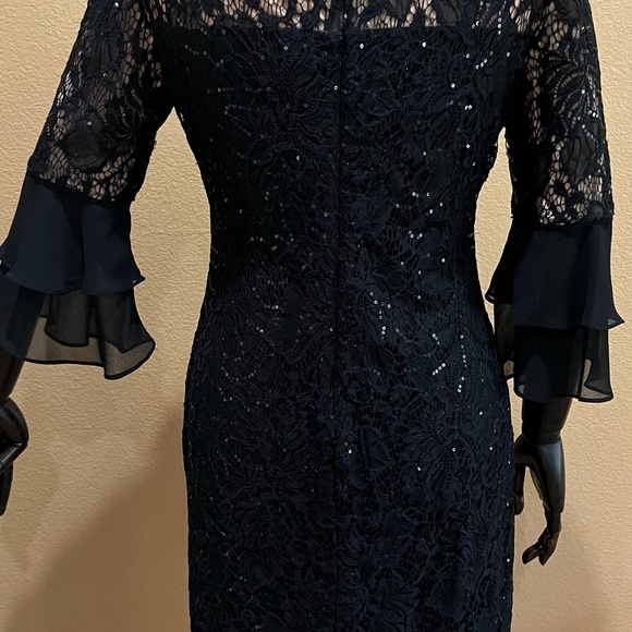 Black sequence lace coktail dress - Picture 3 of 9